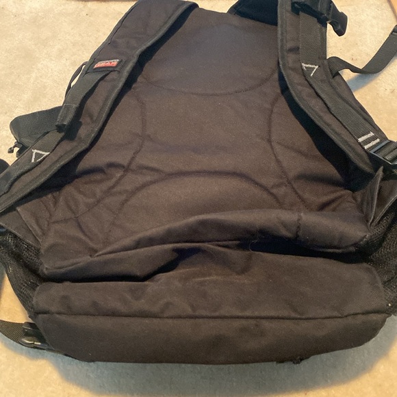 Amaro X Oversized Backpack - Picture 8 of 8